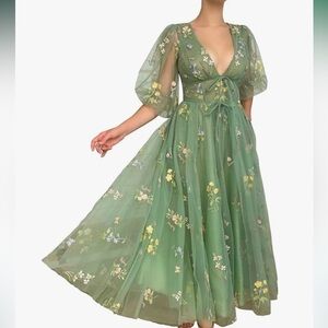 Puffy sleeve floral gown